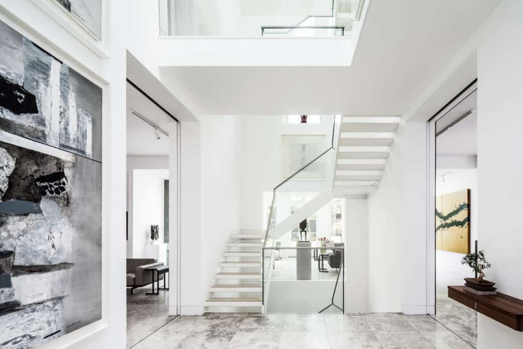 Bespoke sculptural staircase in London home