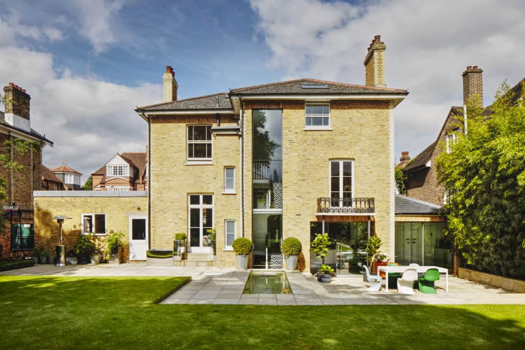 Victorian garden restoration by Dyer Grimes Architecture in London