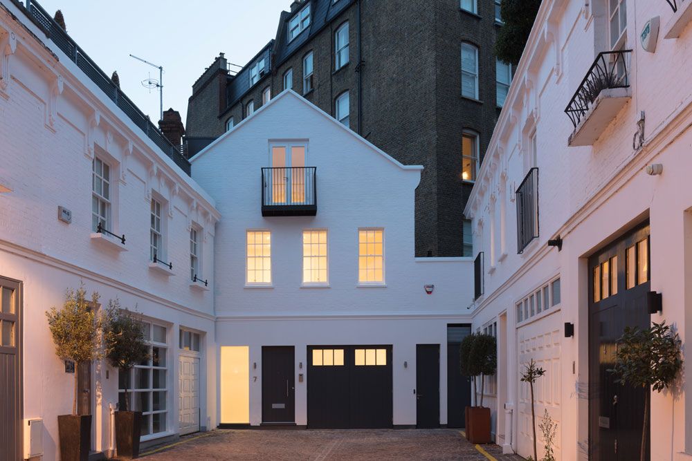Laverton Mews